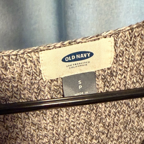 Old Navy Grey Knit Sweater - Picture 3 of 3